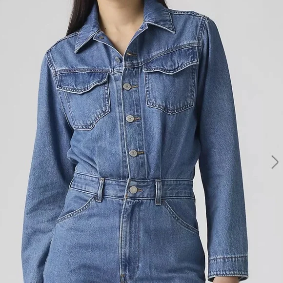 Levi's Women's Classic Blue Denim Overalls